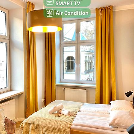 Faust Apartments In The Heart Of Kazimierz By Mint Apartment Cracovia Exterior foto